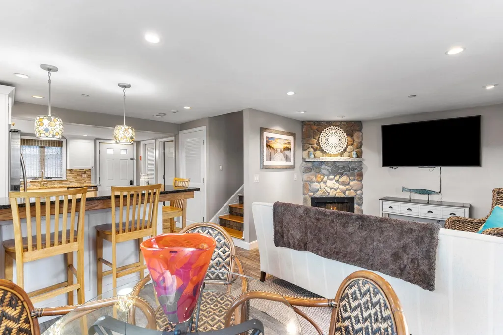 581 Ocean Boulevard Hampton NH 03842