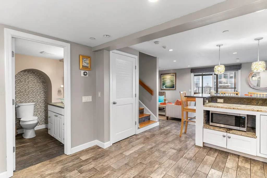581 Ocean Boulevard Hampton NH 03842