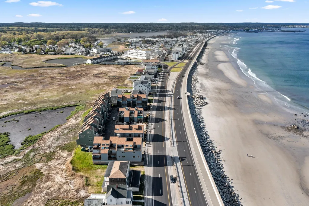 581 Ocean Boulevard Hampton NH 03842