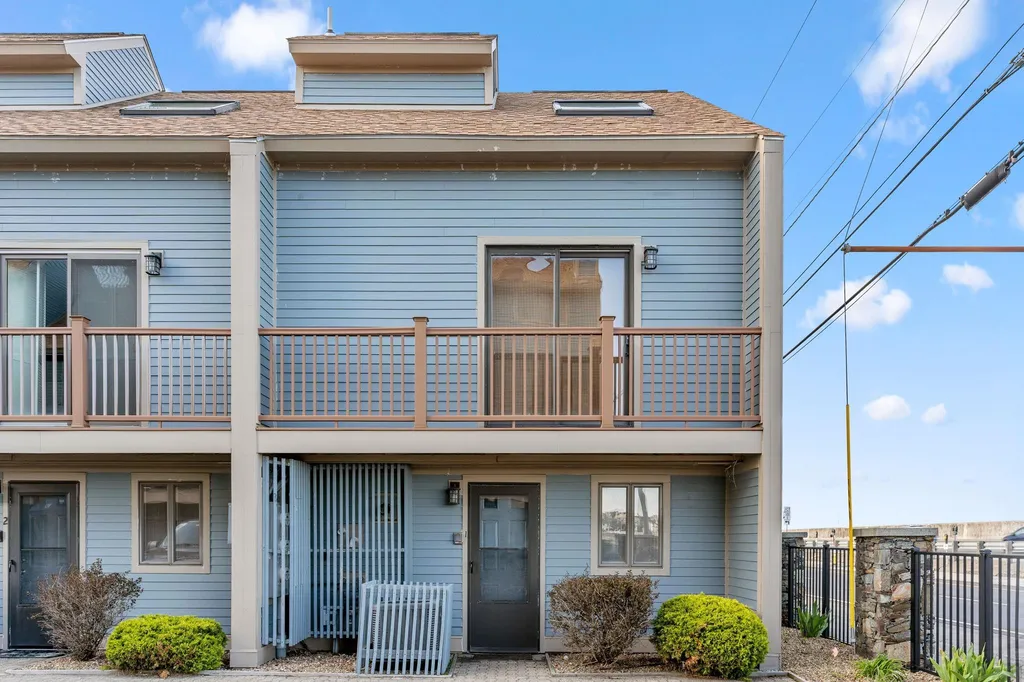 581 Ocean Boulevard Hampton NH 03842