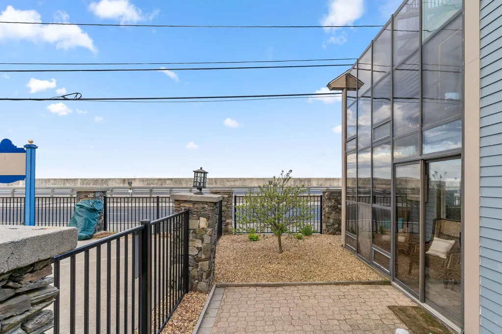 581 Ocean Boulevard Hampton NH 03842