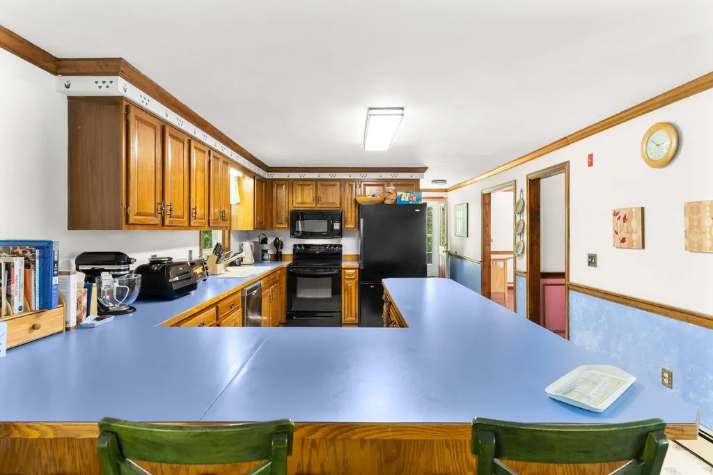 13 Hickory Road Hampstead NH 03841