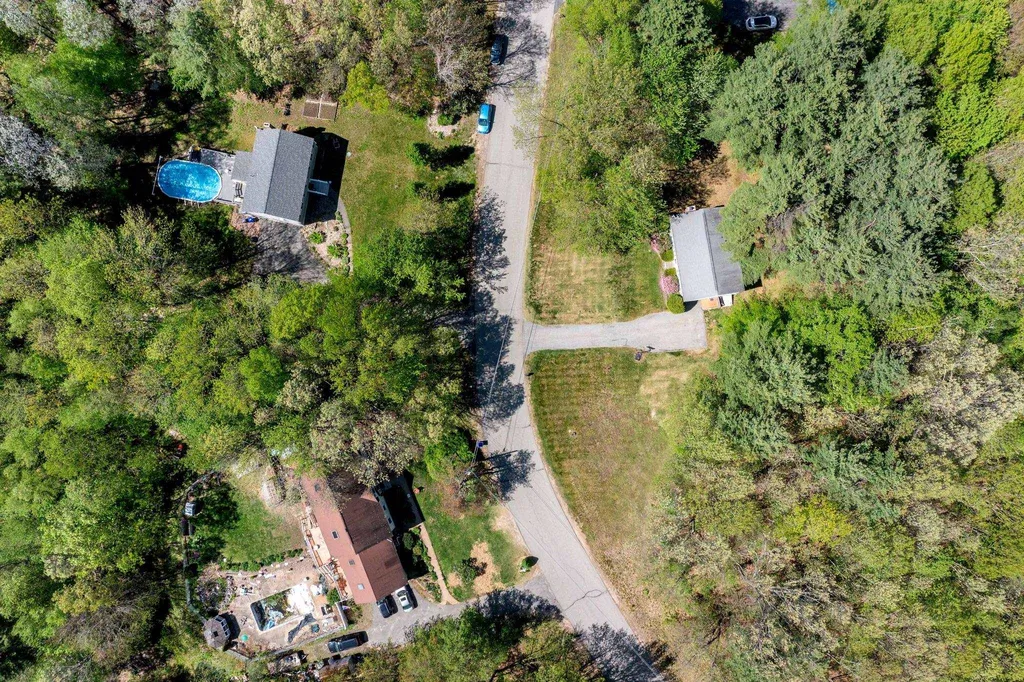 13 Hickory Road Hampstead NH 03841