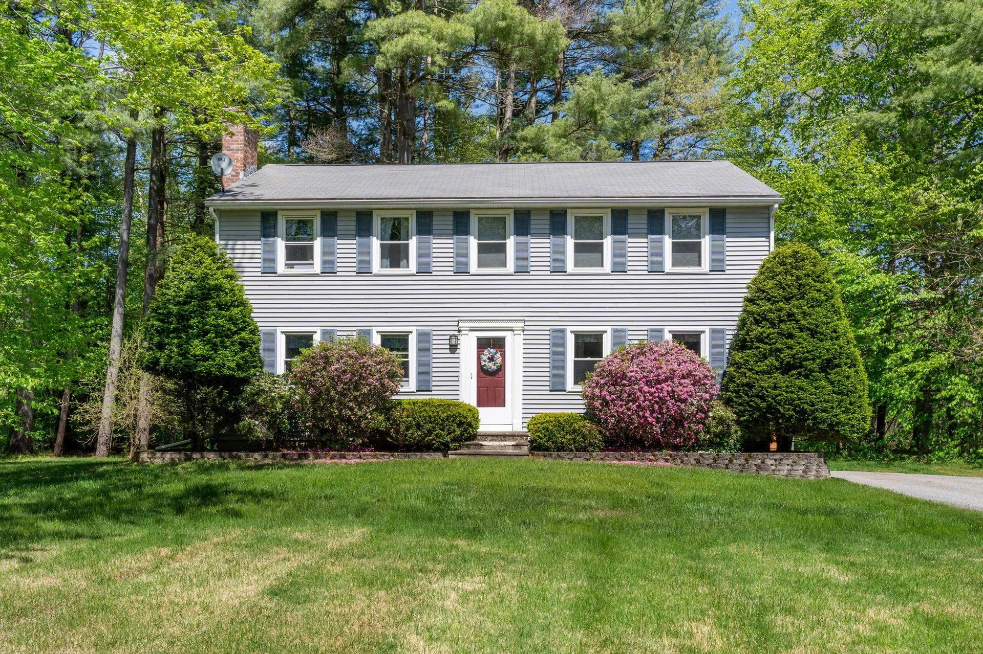 13 Hickory Road Hampstead NH 03841