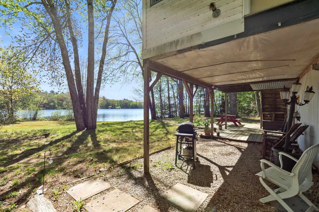 29 Cottage Lane Barrington NH 03825