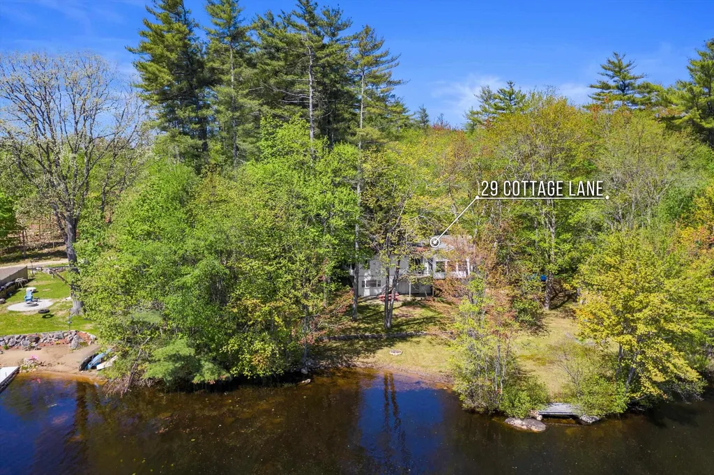 29 Cottage Lane Barrington NH 03825