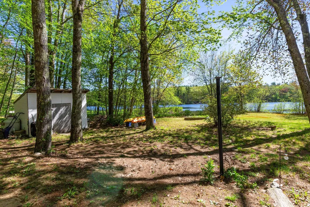 29 Cottage Lane Barrington NH 03825