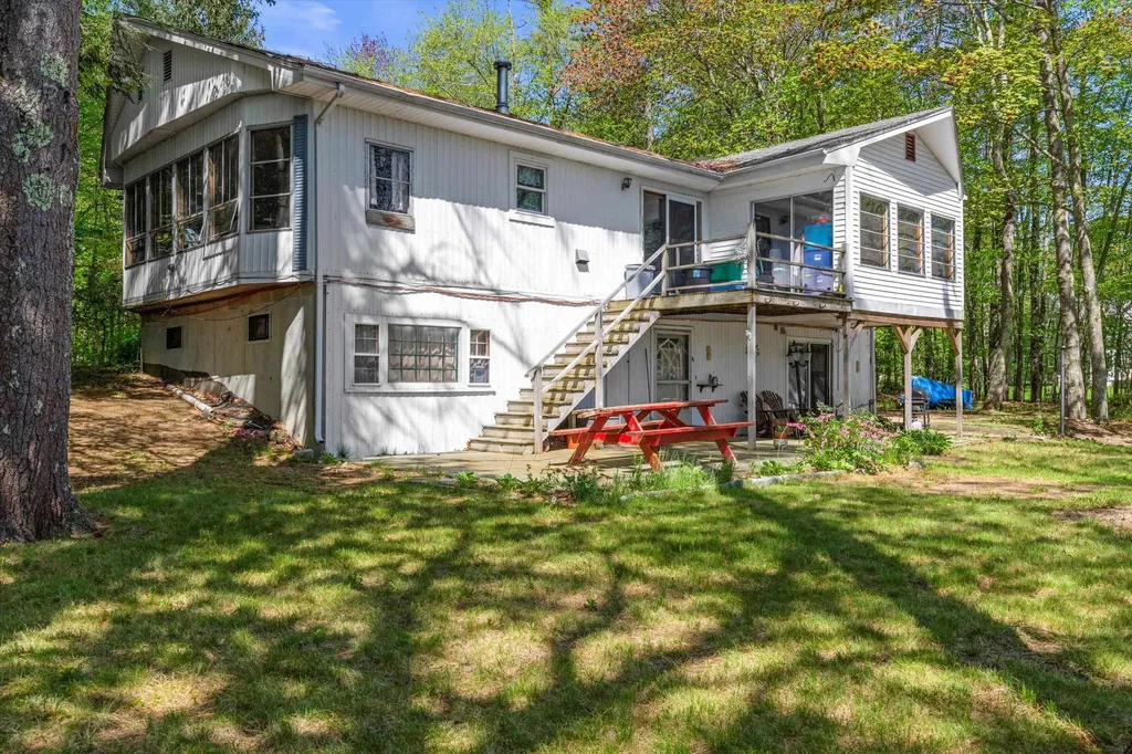 29 Cottage Lane Barrington NH 03825