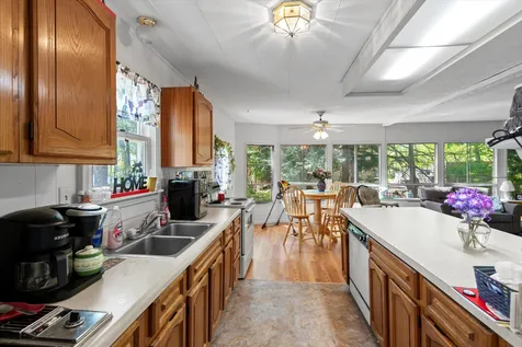 29 Cottage Lane Barrington NH 03825