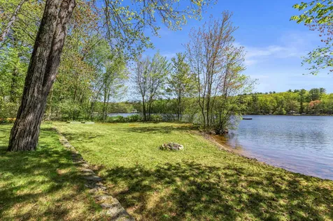 29 Cottage Lane Barrington NH 03825
