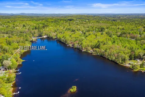 29 Cottage Lane Barrington NH 03825