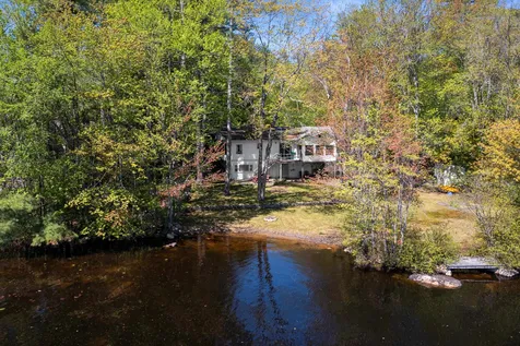 29 Cottage Lane Barrington NH 03825