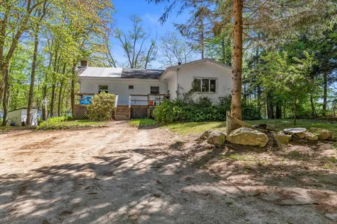 29 Cottage Lane Barrington NH 03825