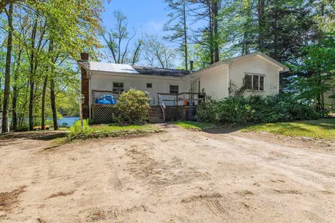 29 Cottage Lane Barrington NH 03825