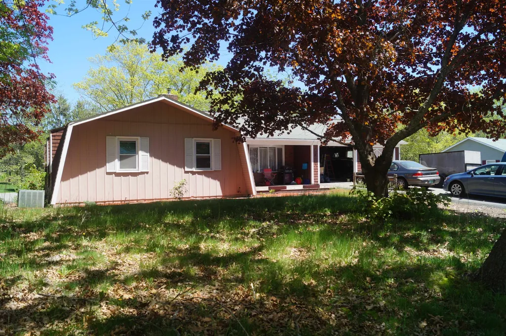 4 Ferland Drive Derry NH 03038