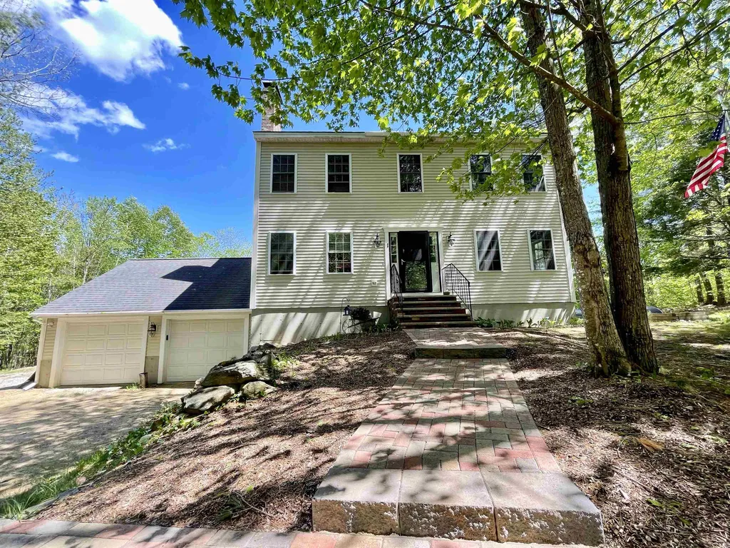 1 Sawyer Farm Road Deerfield NH 03037