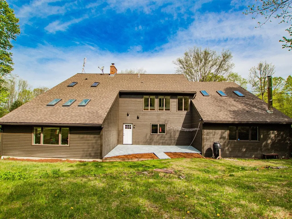 22 Davis Hill Road South Hero VT 05486