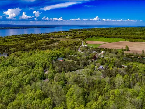 22 Davis Hill Road South Hero VT 05486