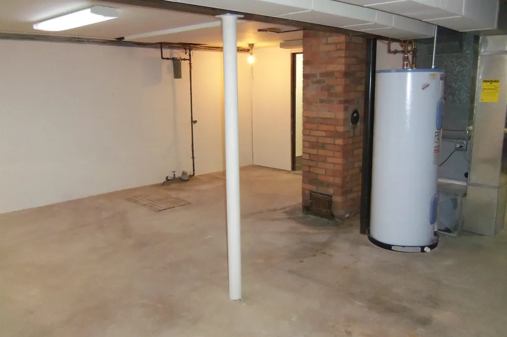 16 Nutter Street Rochester NH 03867