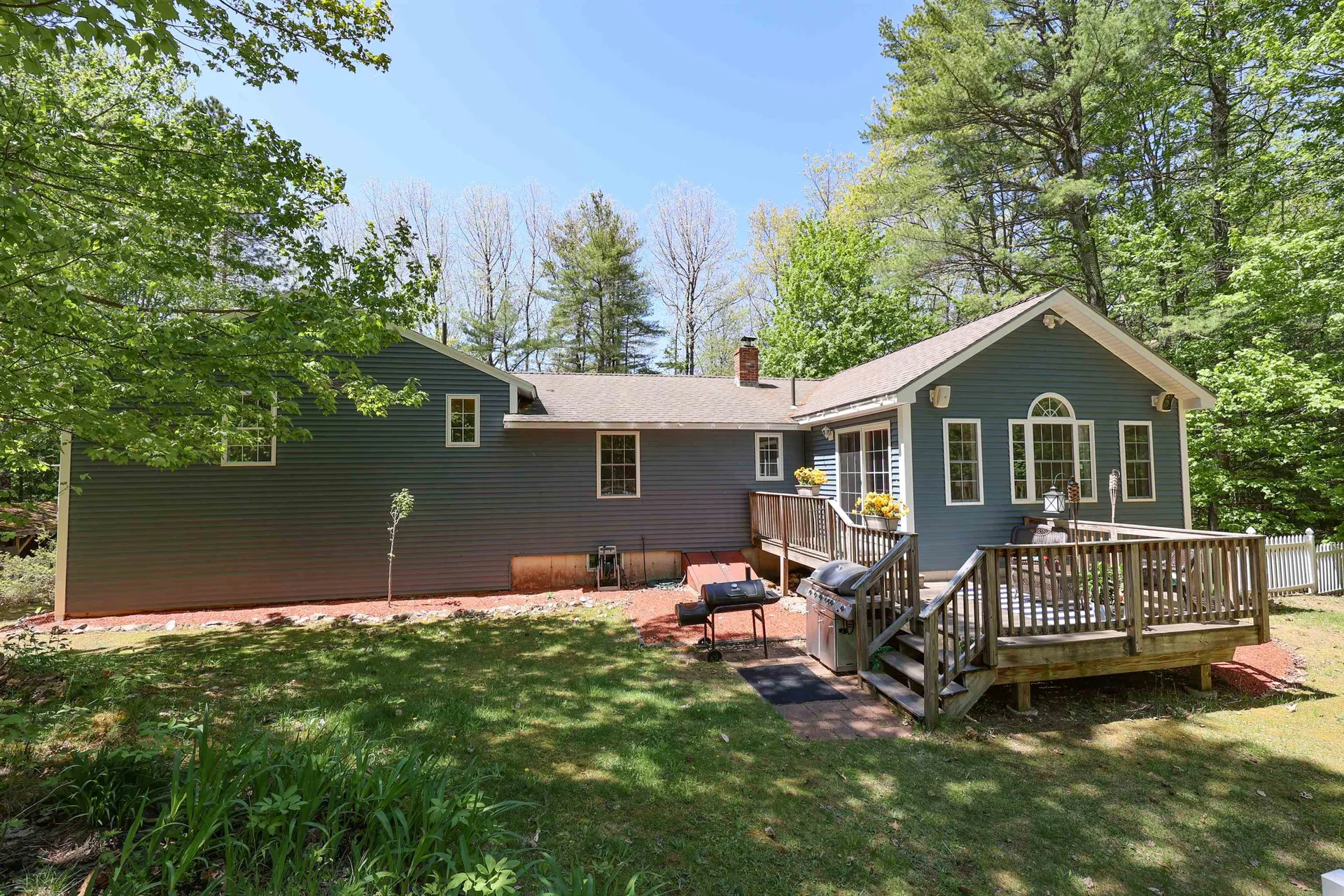 31 Cricket Lane Sandown NH 03873