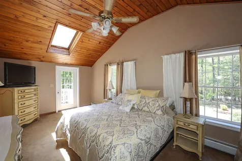 31 Cricket Lane Sandown NH 03873