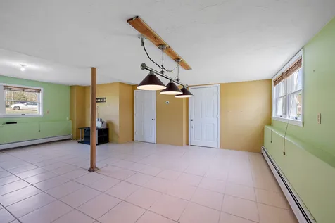 23 Molly Lane Pittsfield NH 03263