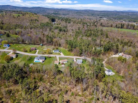 23 Molly Lane Pittsfield NH 03263