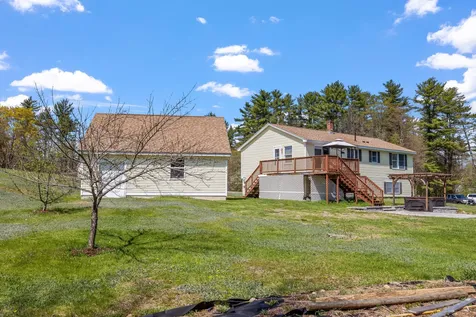 23 Molly Lane Pittsfield NH 03263