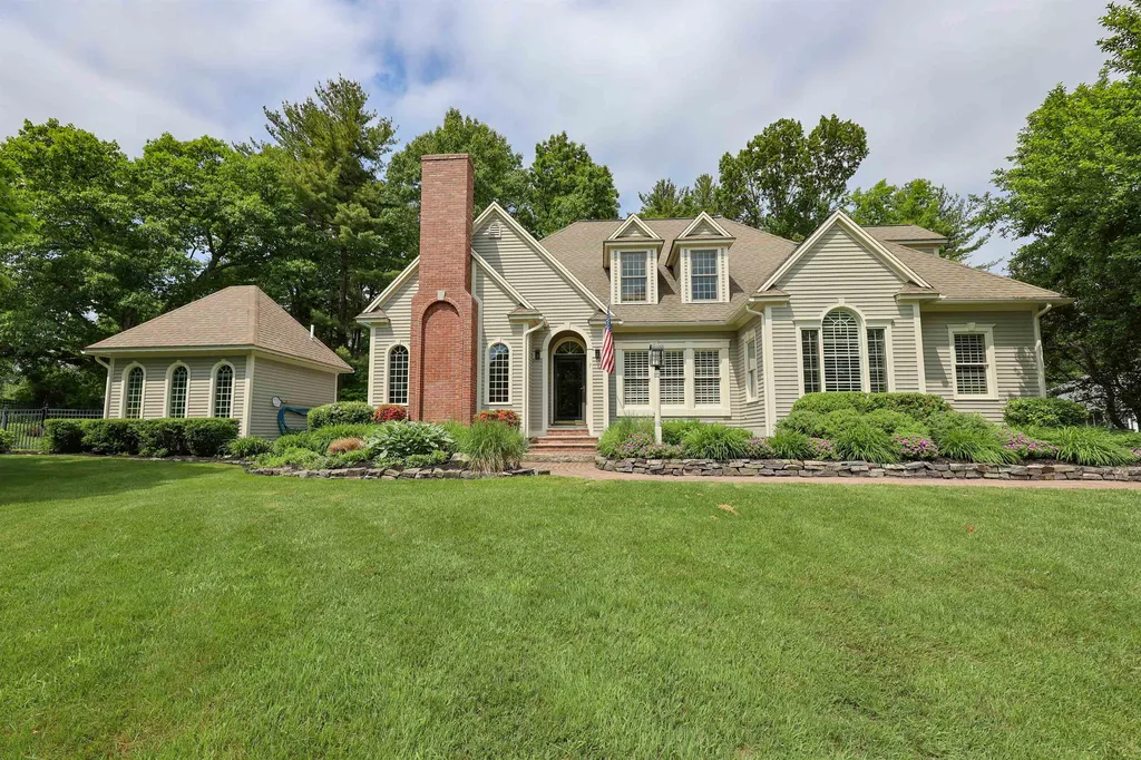 7 Golfview Road Windham NH 03087