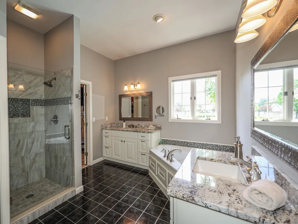 7 Golfview Road Windham NH 03087