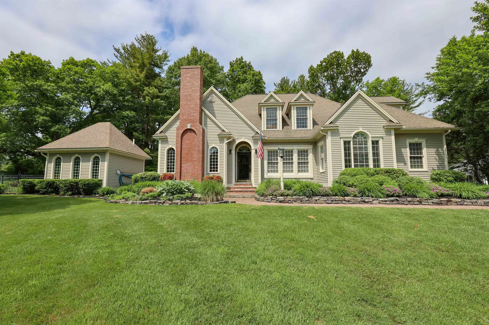 7 Golfview Road Windham NH 03087