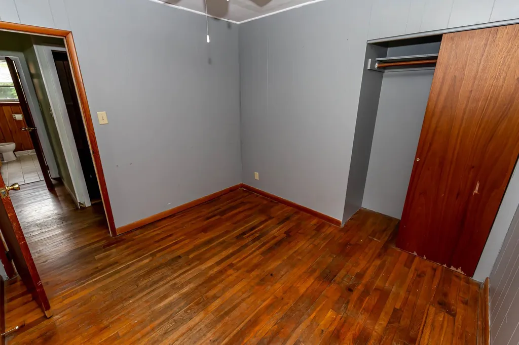 92 Hovey Road Londonderry NH 03053