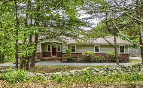 172 Jeremy Hill Road Pelham NH 03076