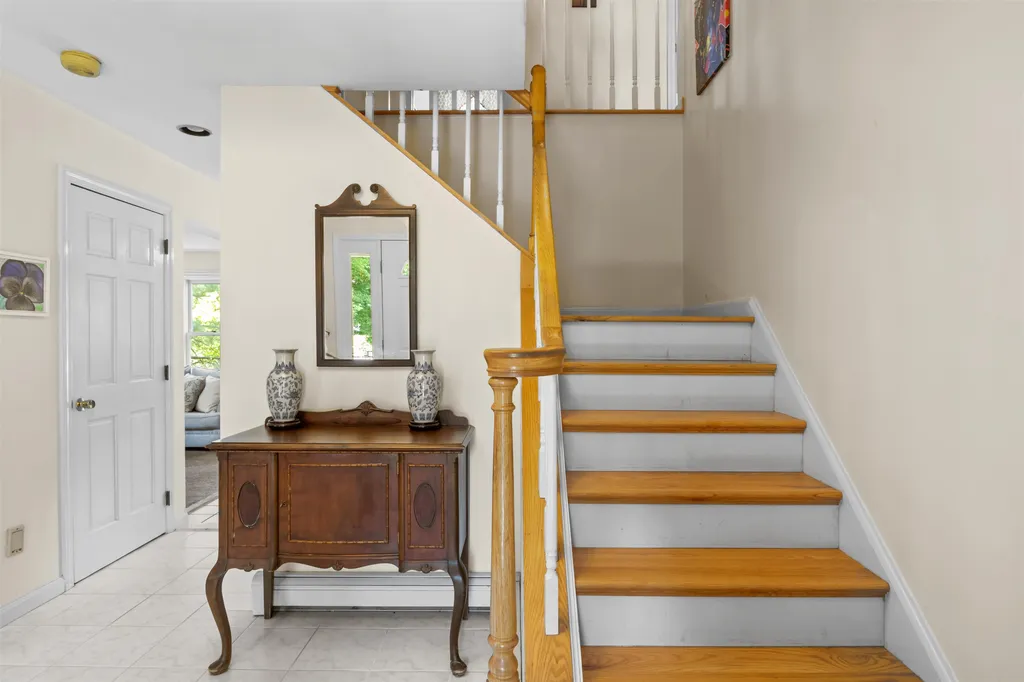 16 Bluestem Road Essex VT 05452
