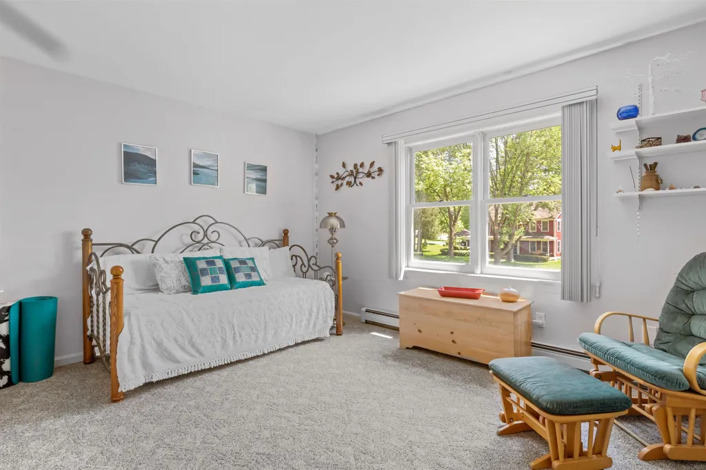 16 Bluestem Road Essex VT 05452