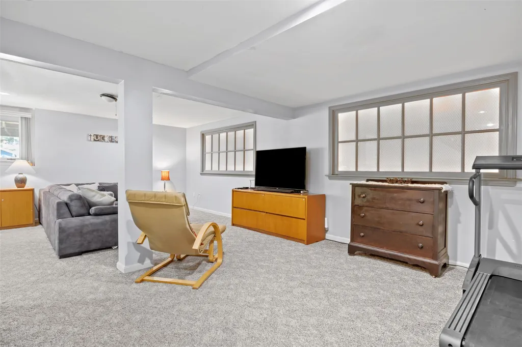 16 Bluestem Road Essex VT 05452
