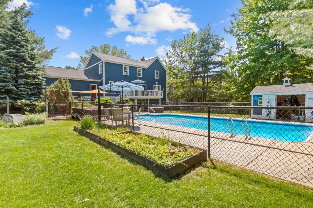 16 Bluestem Road Essex VT 05452