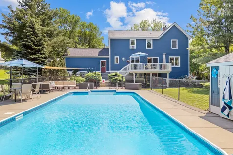 16 Bluestem Road Essex VT 05452