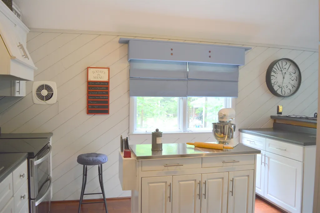 62 Longwood Drive Grantham NH 03753