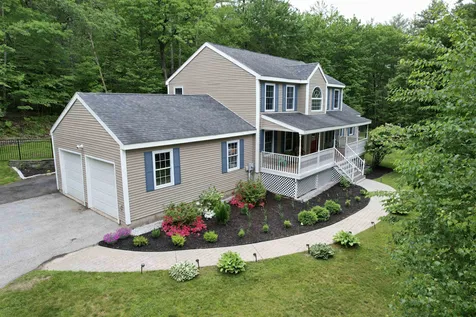 1049 River Road Weare NH 03281
