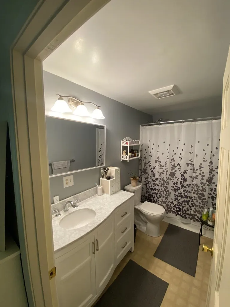 18 Arthur Court Burlington VT 05401