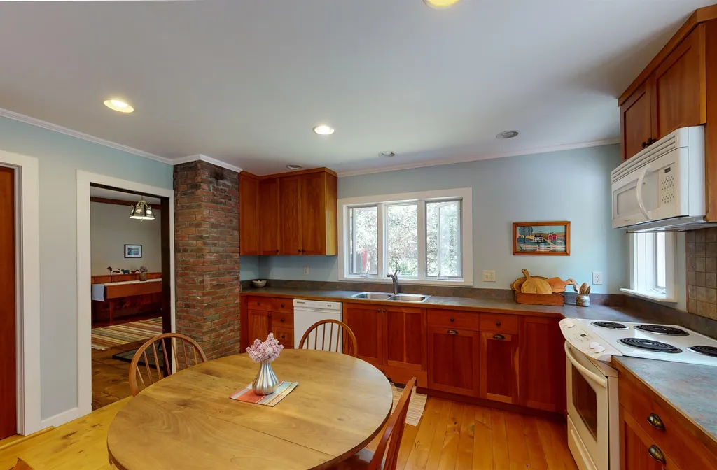 363 Lower Notch Road Bristol VT 05443