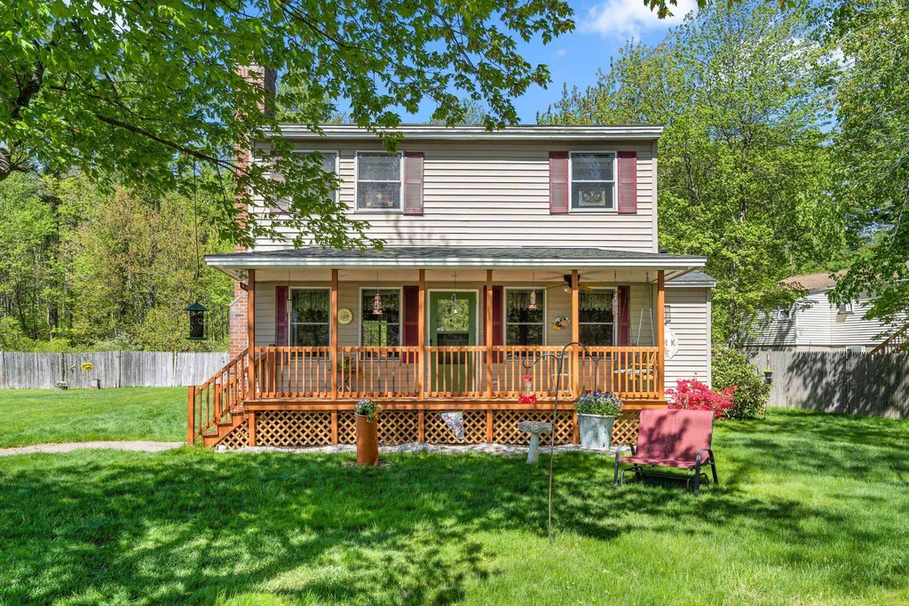 5 Mark Avenue Derry NH 03038