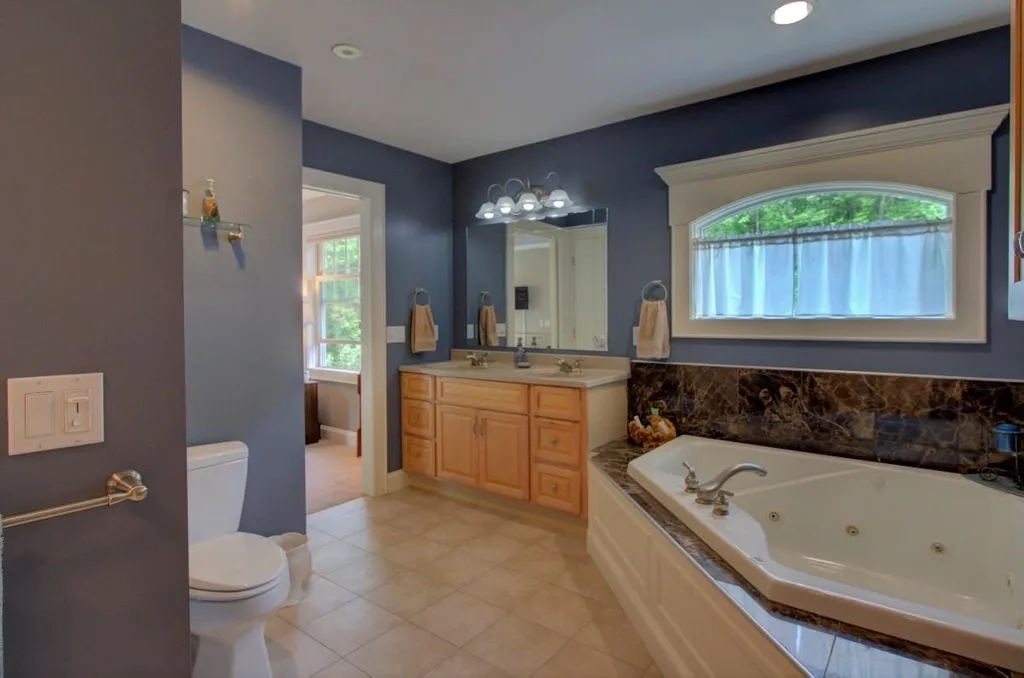 45 East Shore North Grand Isle VT 05458