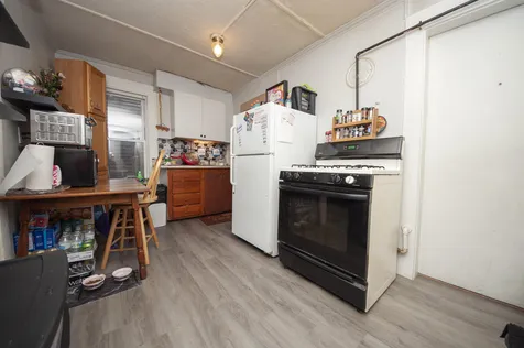 12 Winter Street Laconia NH 03246-3129