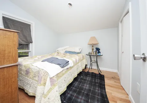 12 Winter Street Laconia NH 03246-3129