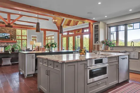 91 Owls View Lane Stowe VT 05672