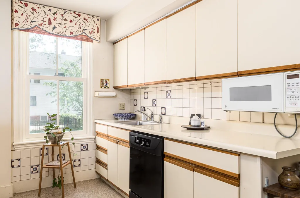 456 Lincoln Avenue Portsmouth NH 03801