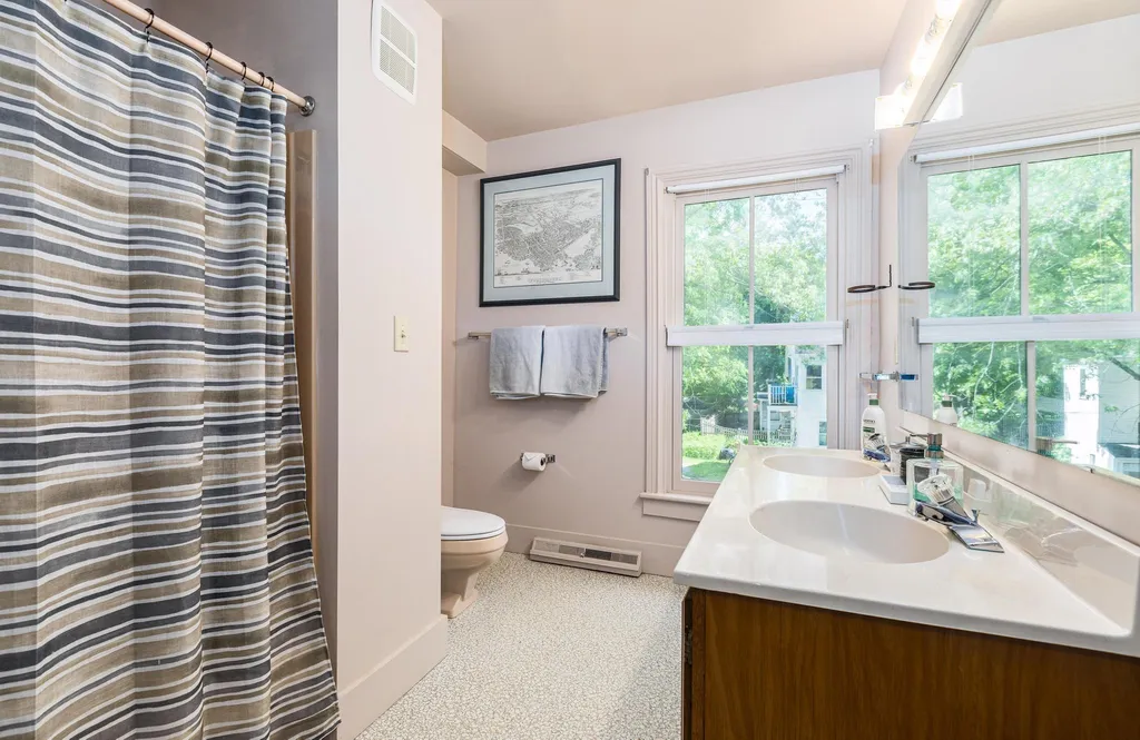 456 Lincoln Avenue Portsmouth NH 03801