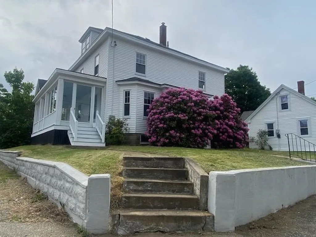 55 South And 15 Portland Street Somersworth NH 03878